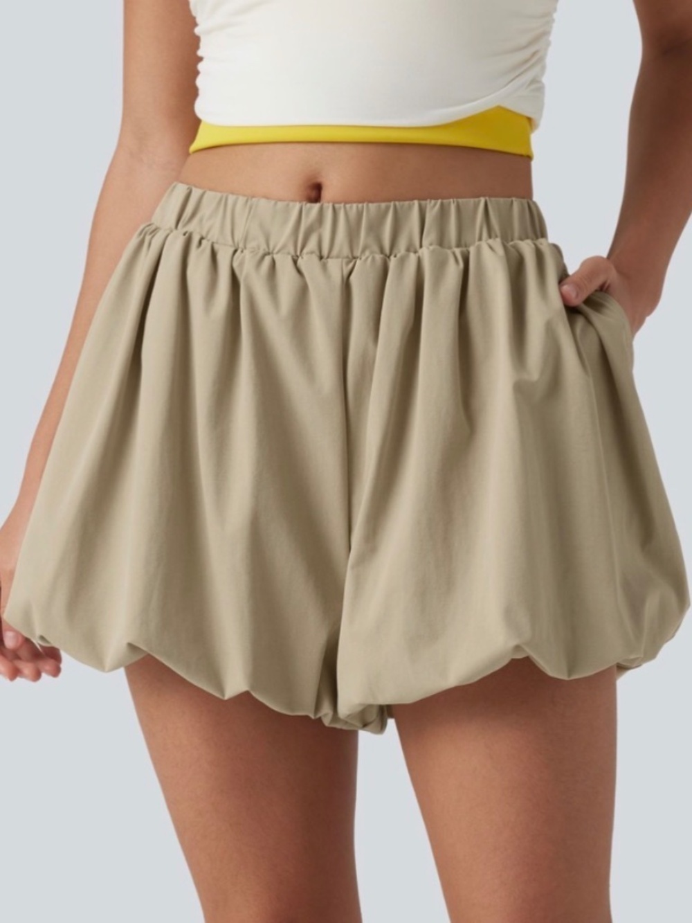 NWT Halara Mid Rise Stretchy Poplin Casual Bubble Shorts with Pockets Size large - Picture 3 of 5